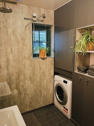 16D2EBB6-7D91-499A-B03B-3BA25355DCE2