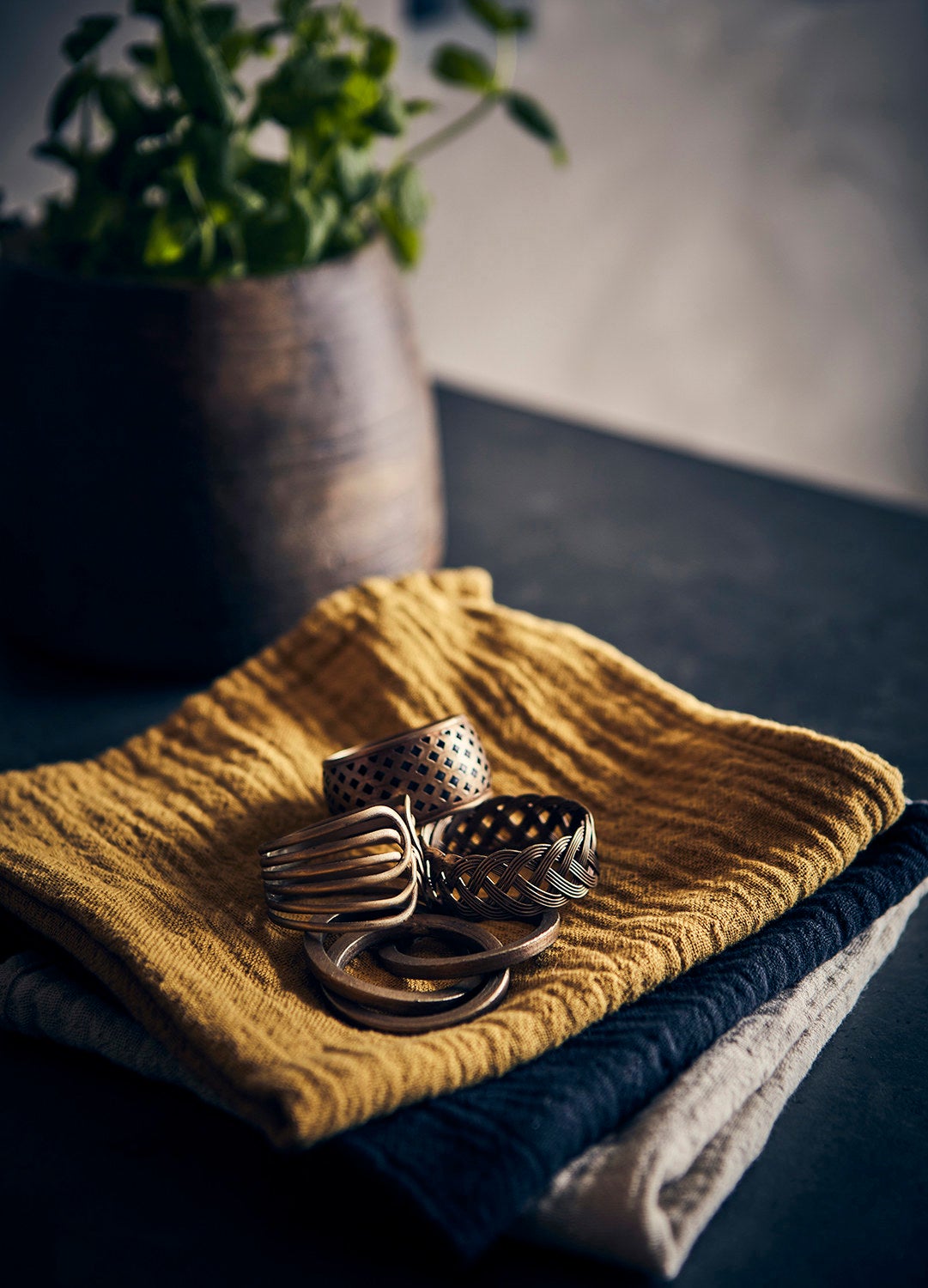 ODIN Servettring, set om 4, Svart