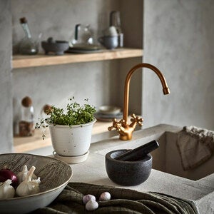 THYME Mortel med stöt, Beige