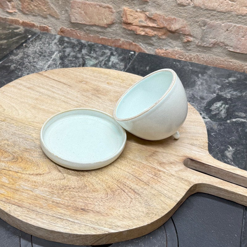 Sandfärgad smörbytta | Egen kollektion | Fransk keramiker