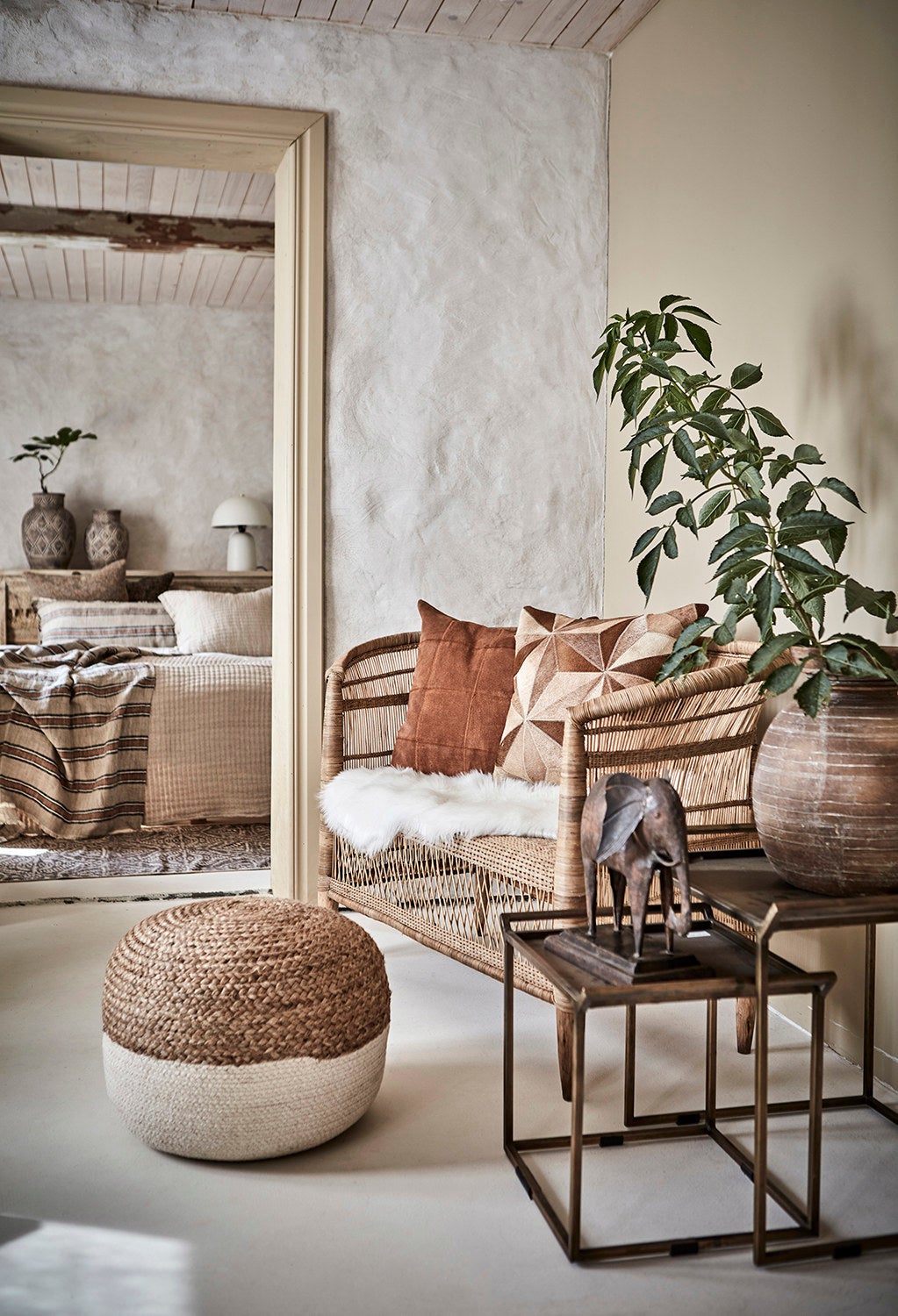 JUNI Sittpuff, Natur/elfenben